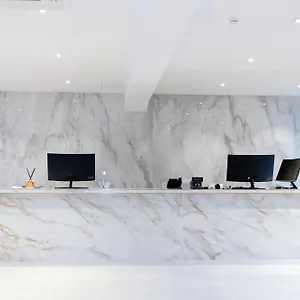 Hotel Lh